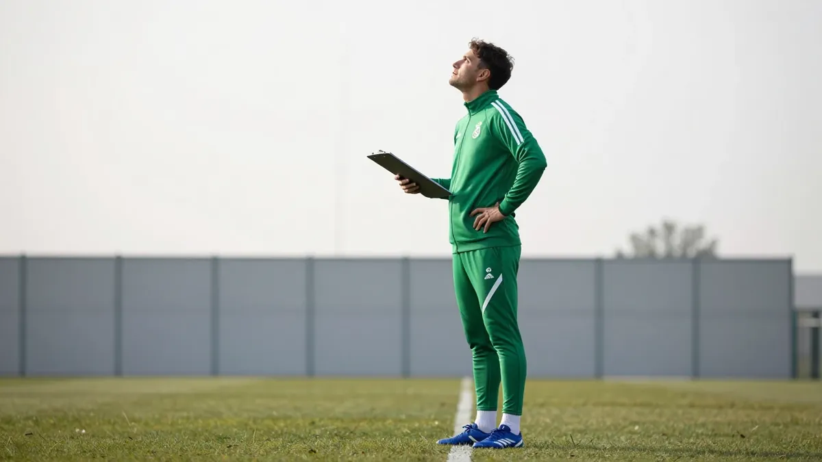 يبدأ مدرب المنتخب المغربي محمد وهبي جولة أوروبية في نوفمبر لمراقبة اللاعبين ثنائيي الجنسية وتعزيز التشكيلة استعداداً...