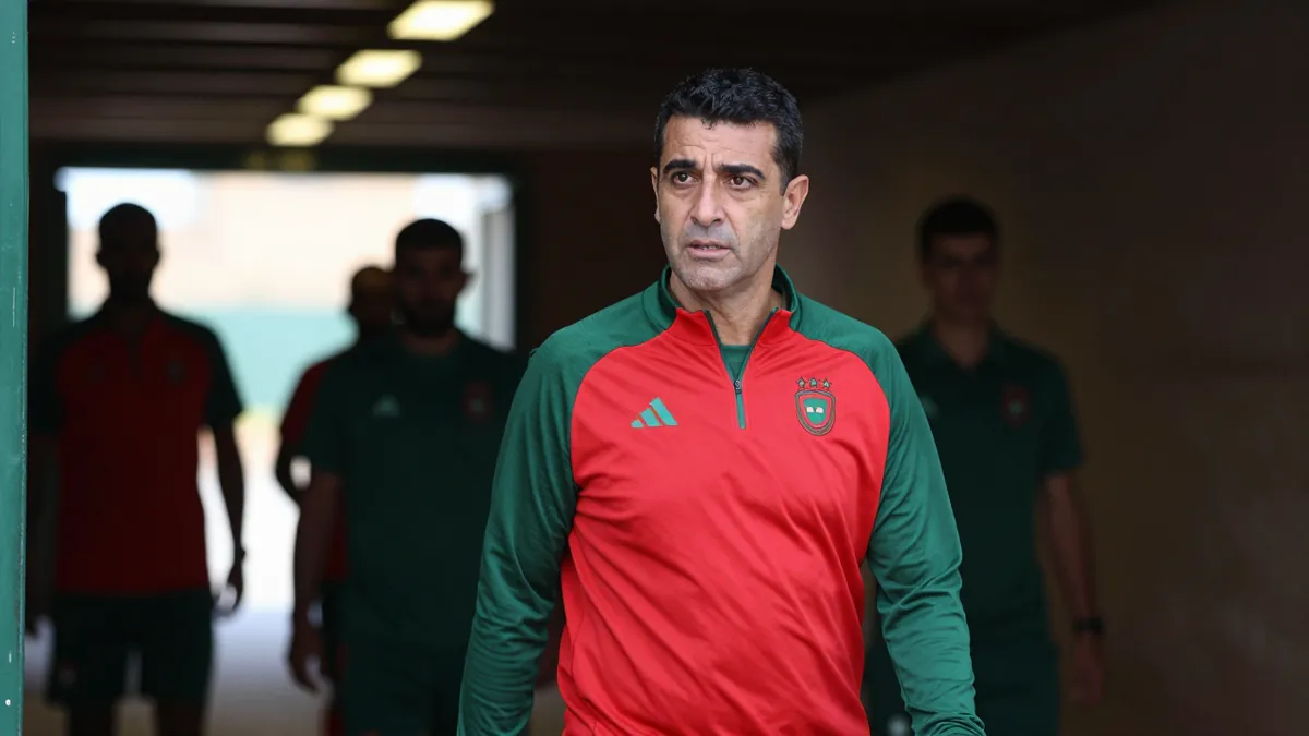 عبد الله وزان يحسم موقفه لتمثيل منتخب المغرب